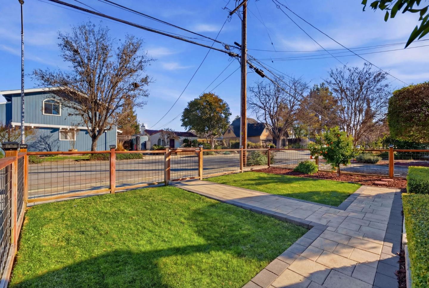 Detail Gallery Image 3 of 54 For 271 N Central Ave, Campbell,  CA 95008 - 3 Beds | 1 Baths