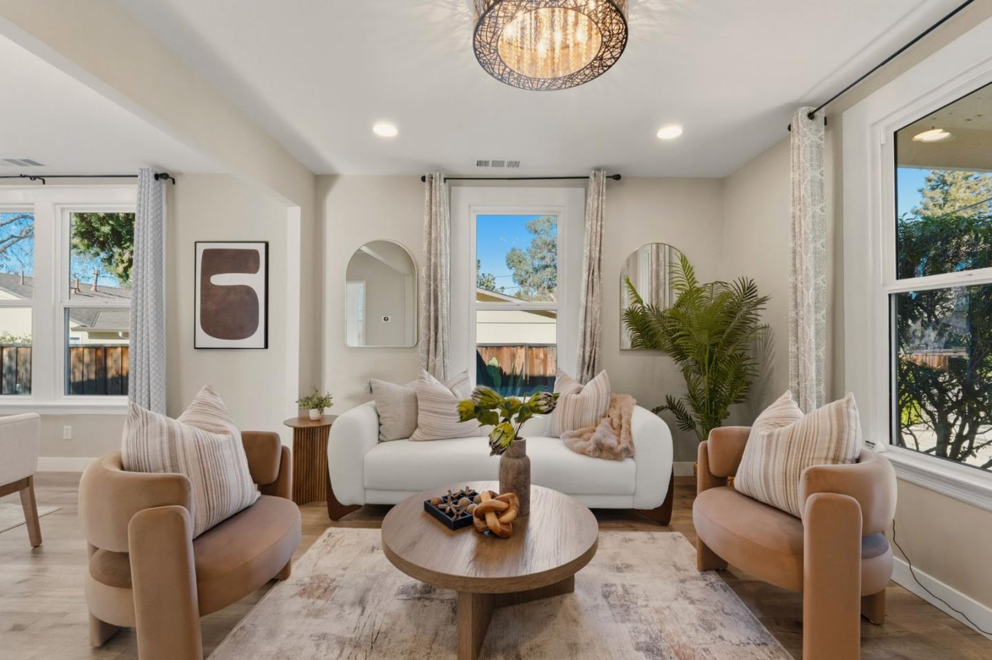 Detail Gallery Image 4 of 54 For 271 N Central Ave, Campbell,  CA 95008 - 3 Beds | 1 Baths