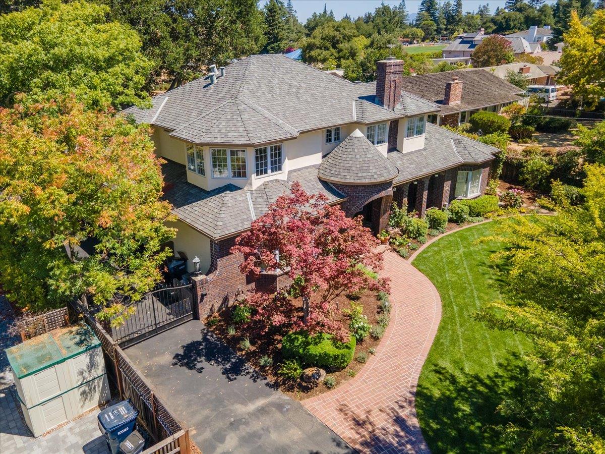 Detail Gallery Image 2 of 58 For 115 Doud Dr, Los Altos,  CA 94022 - 5 Beds | 4/2 Baths