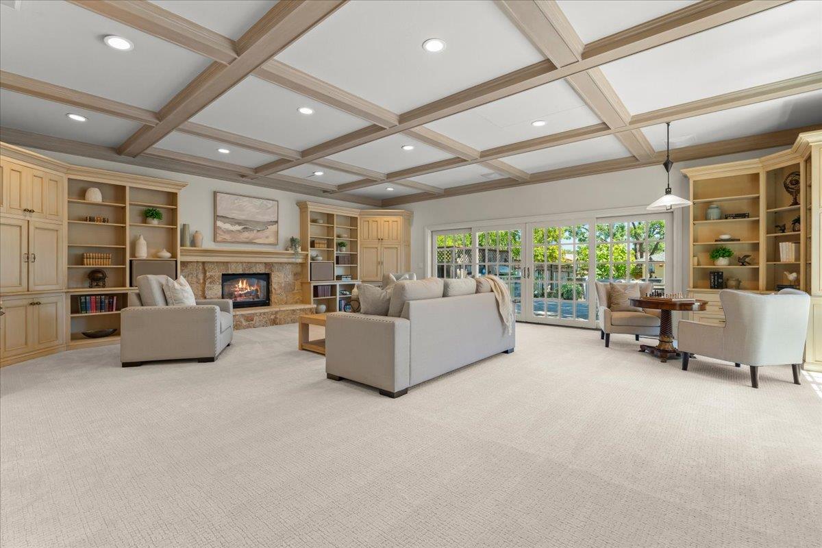 Detail Gallery Image 20 of 58 For 115 Doud Dr, Los Altos,  CA 94022 - 5 Beds | 4/2 Baths