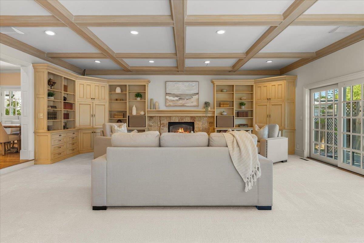 Detail Gallery Image 21 of 58 For 115 Doud Dr, Los Altos,  CA 94022 - 5 Beds | 4/2 Baths