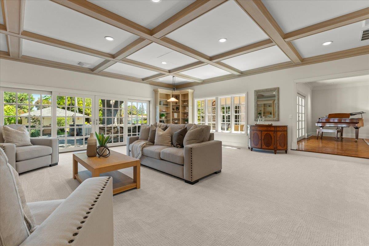 Detail Gallery Image 22 of 58 For 115 Doud Dr, Los Altos,  CA 94022 - 5 Beds | 4/2 Baths