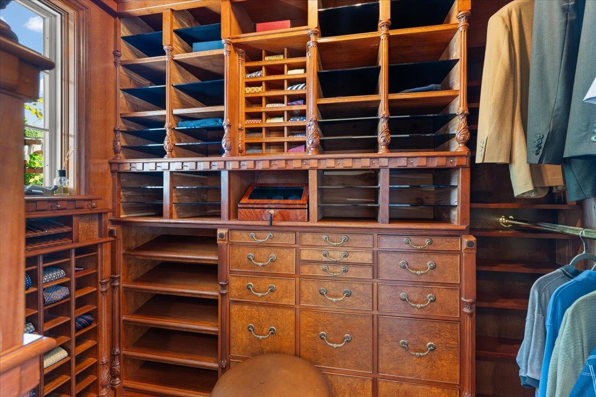 Detail Gallery Image 29 of 58 For 115 Doud Dr, Los Altos,  CA 94022 - 5 Beds | 4/2 Baths