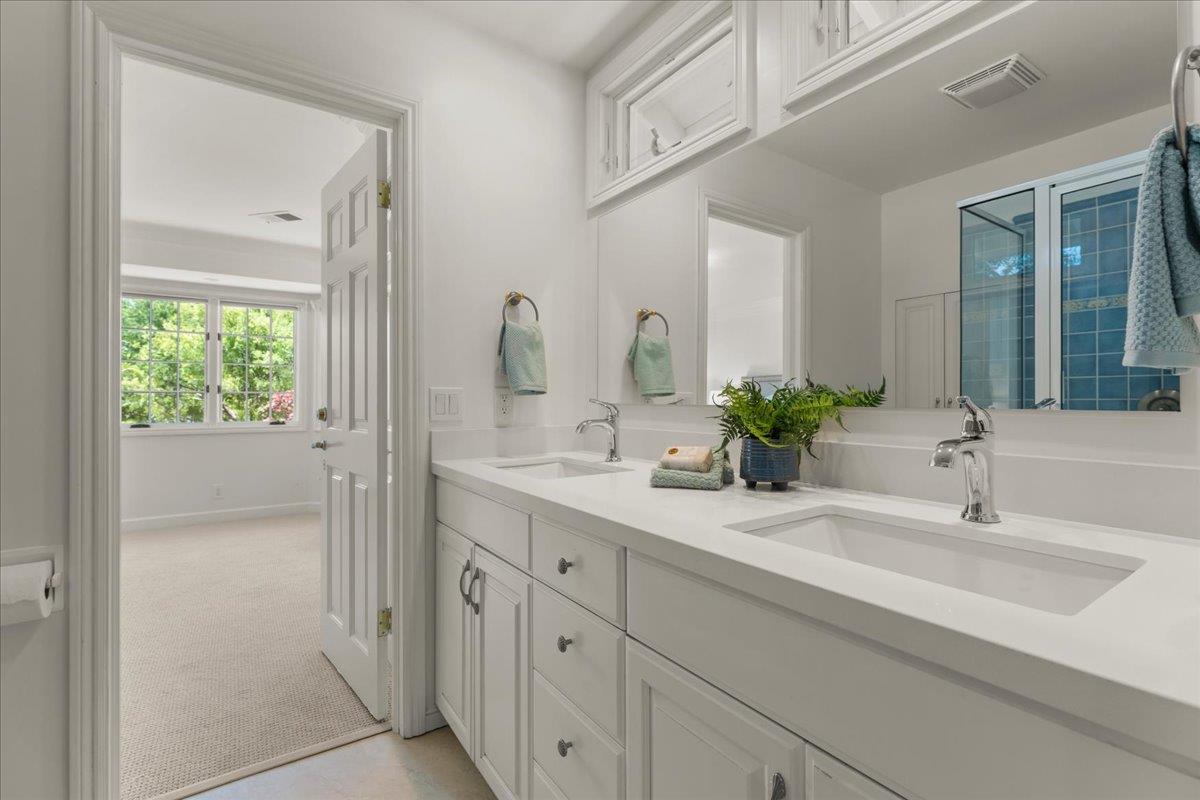 Detail Gallery Image 35 of 58 For 115 Doud Dr, Los Altos,  CA 94022 - 5 Beds | 4/2 Baths