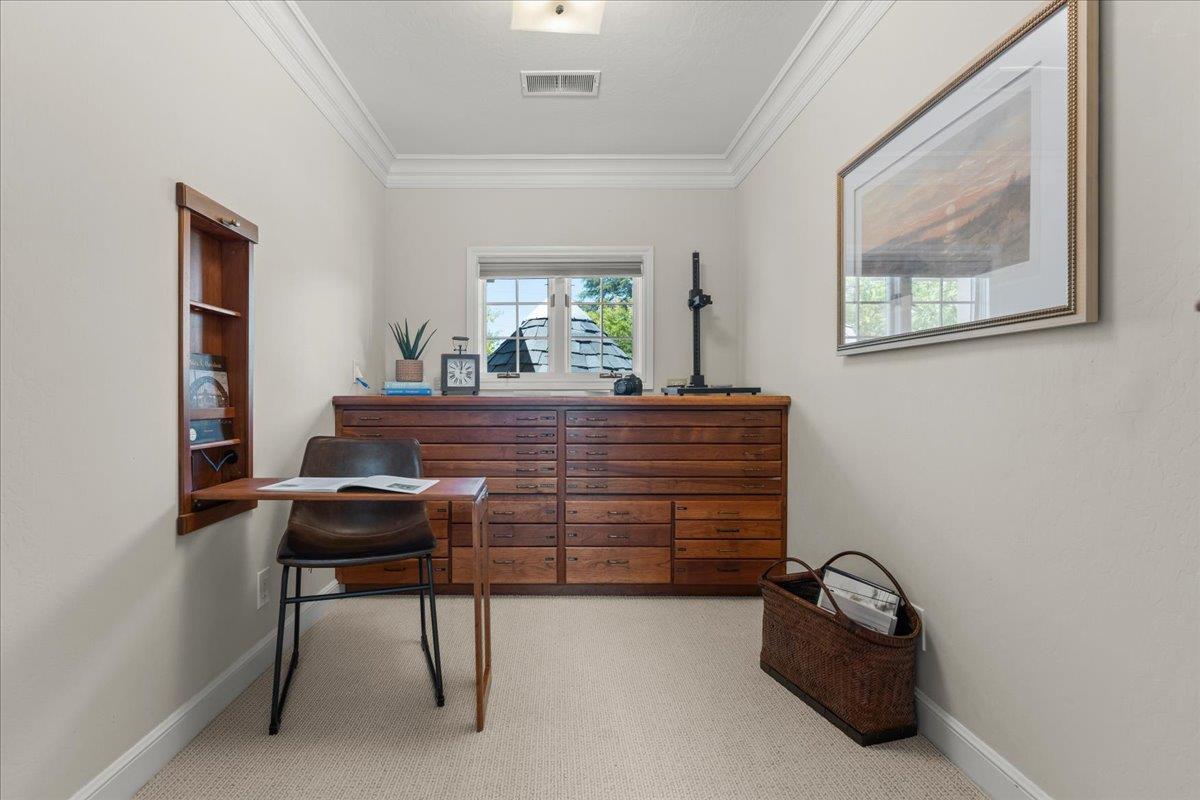 Detail Gallery Image 39 of 58 For 115 Doud Dr, Los Altos,  CA 94022 - 5 Beds | 4/2 Baths