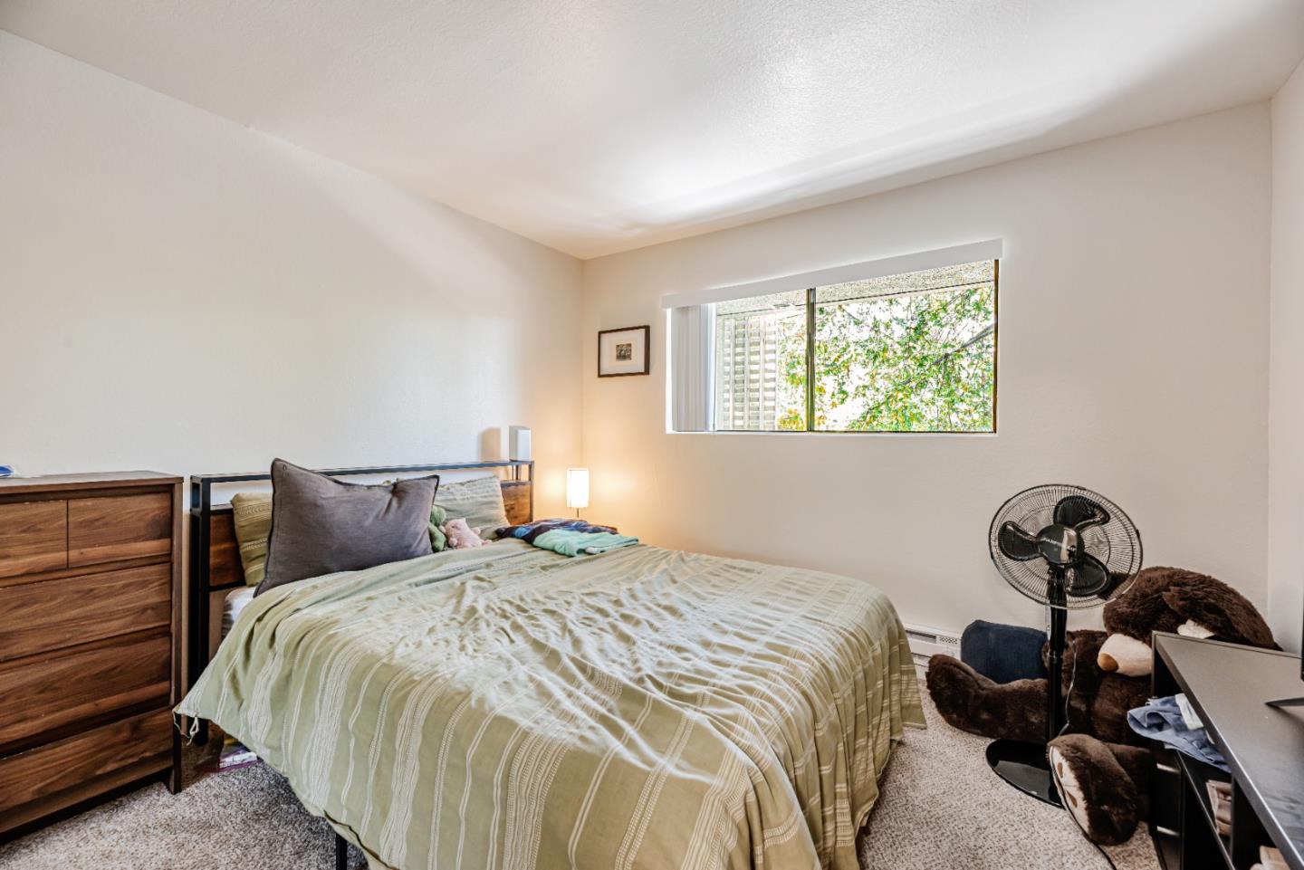 Detail Gallery Image 12 of 22 For 600 Brewster Ave, Redwood City,  CA 94063 - – Beds | – Baths
