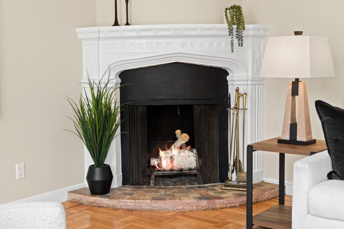 Detail Gallery Image 13 of 108 For 154 Stanyan St, San Francisco,  CA 94118 - 2 Beds | 1/1 Baths