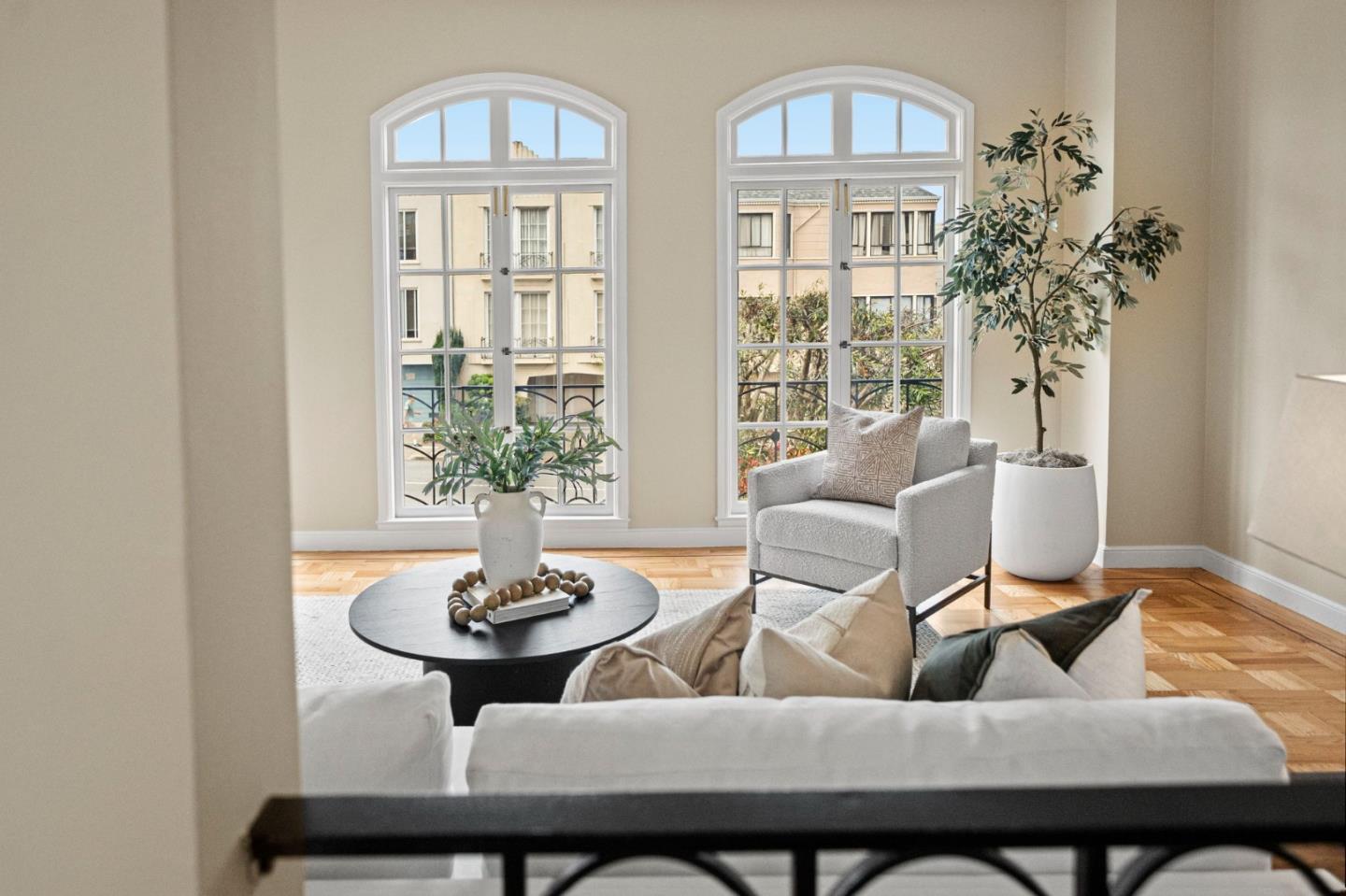 Detail Gallery Image 17 of 108 For 154 Stanyan St, San Francisco,  CA 94118 - 2 Beds | 1/1 Baths