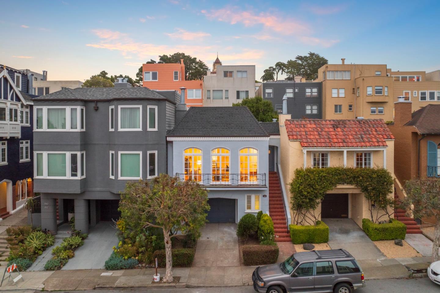 Detail Gallery Image 3 of 108 For 154 Stanyan St, San Francisco,  CA 94118 - 2 Beds | 1/1 Baths