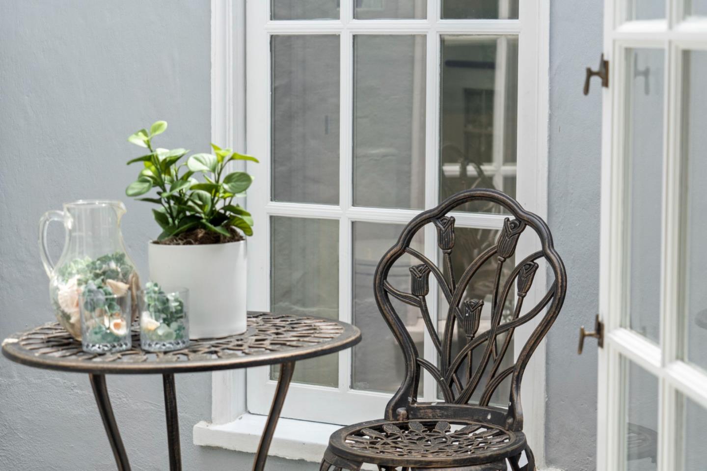 Detail Gallery Image 32 of 108 For 154 Stanyan St, San Francisco,  CA 94118 - 2 Beds | 1/1 Baths