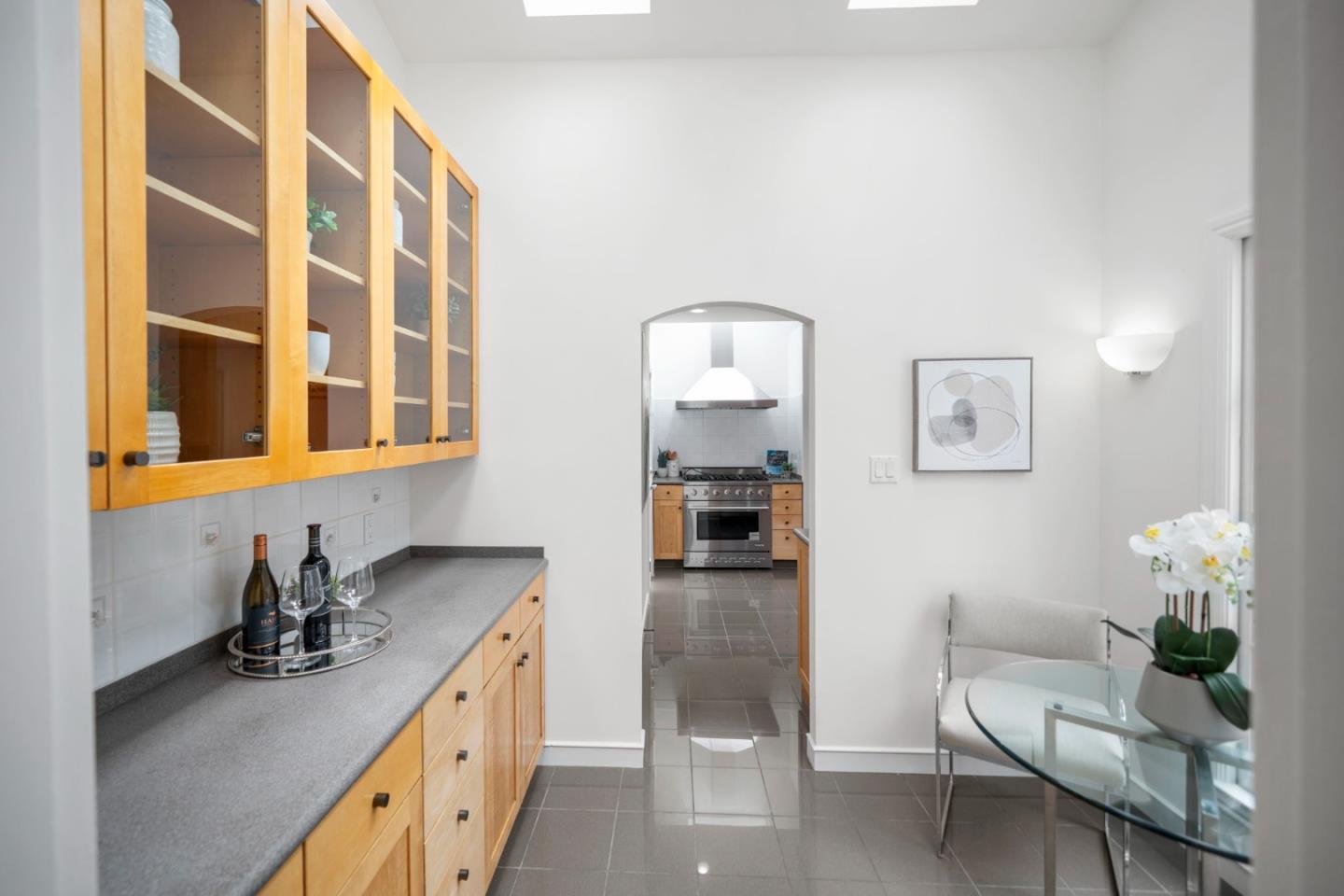 Detail Gallery Image 36 of 108 For 154 Stanyan St, San Francisco,  CA 94118 - 2 Beds | 1/1 Baths