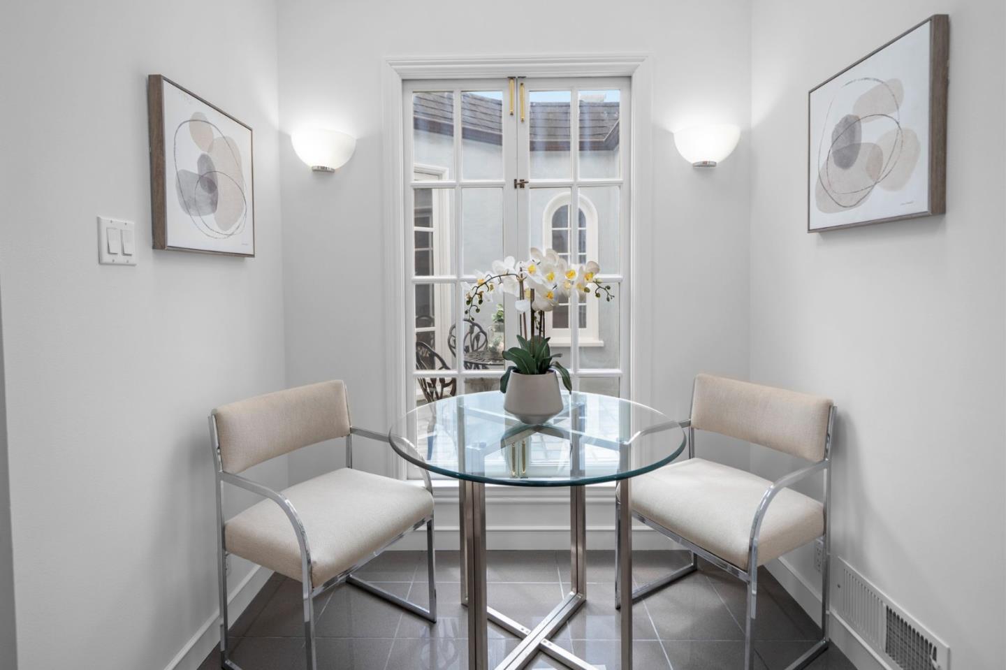 Detail Gallery Image 37 of 108 For 154 Stanyan St, San Francisco,  CA 94118 - 2 Beds | 1/1 Baths