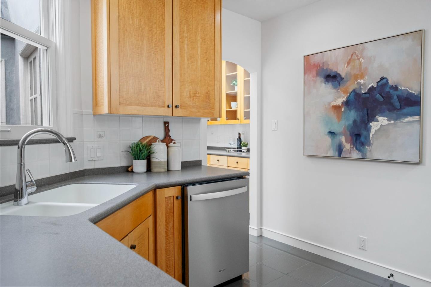 Detail Gallery Image 46 of 108 For 154 Stanyan St, San Francisco,  CA 94118 - 2 Beds | 1/1 Baths