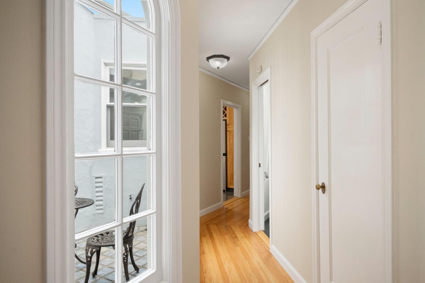 Detail Gallery Image 49 of 108 For 154 Stanyan St, San Francisco,  CA 94118 - 2 Beds | 1/1 Baths