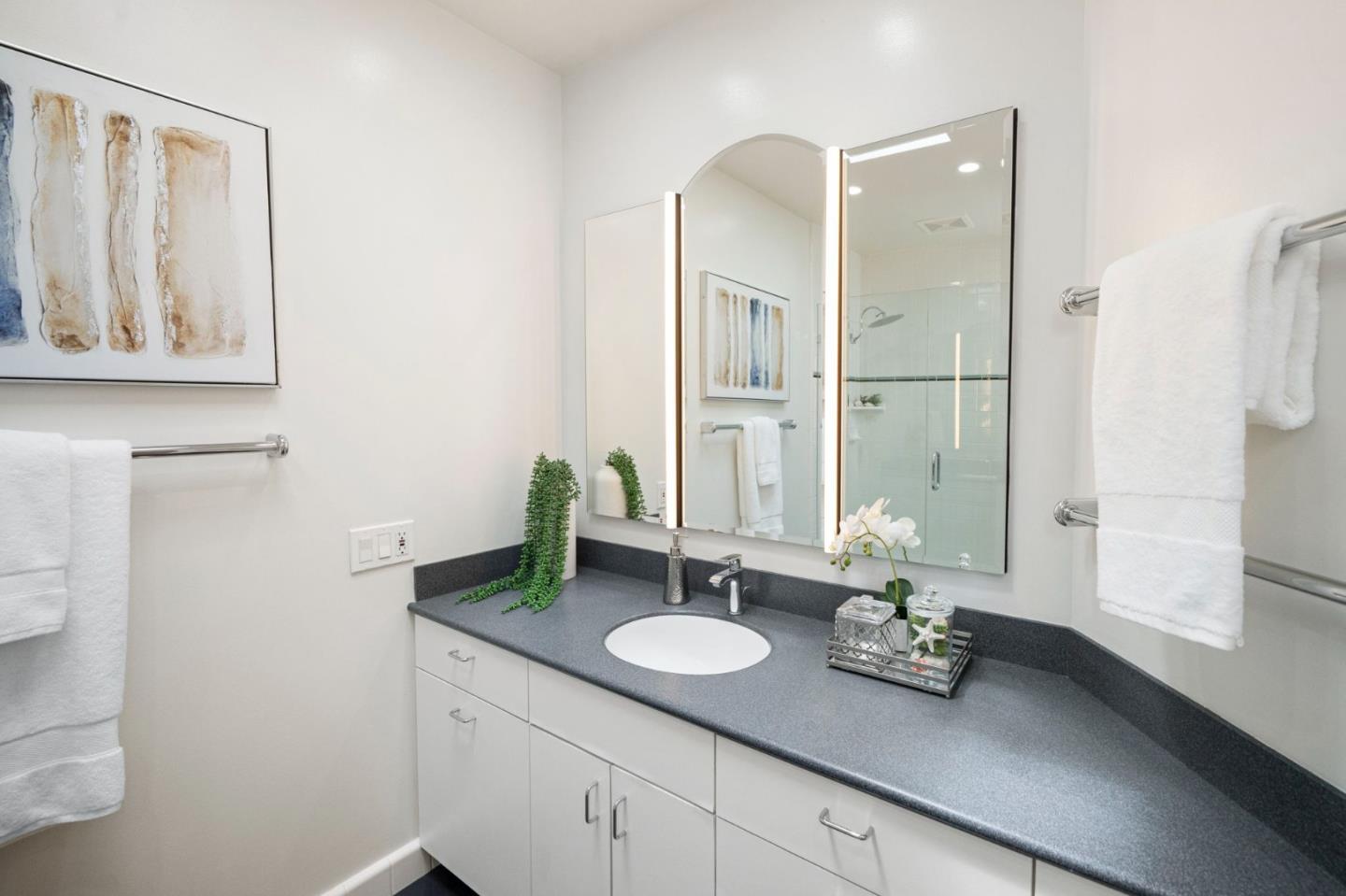 Detail Gallery Image 51 of 108 For 154 Stanyan St, San Francisco,  CA 94118 - 2 Beds | 1/1 Baths