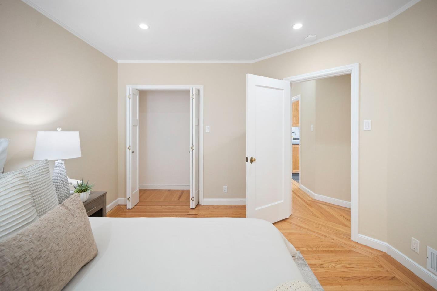 Detail Gallery Image 61 of 108 For 154 Stanyan St, San Francisco,  CA 94118 - 2 Beds | 1/1 Baths