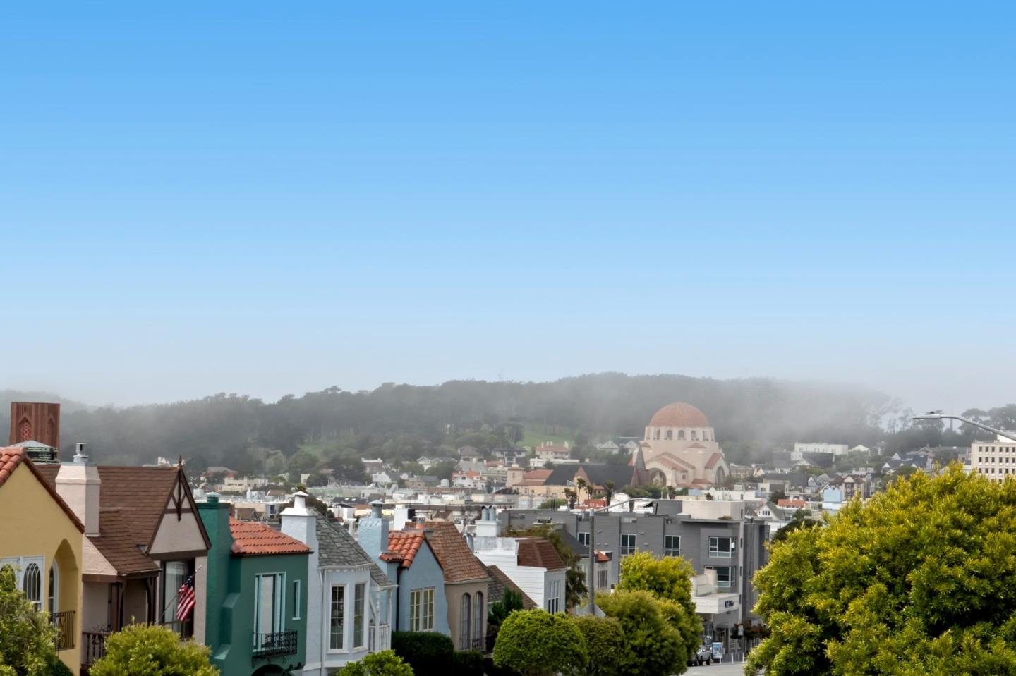 Detail Gallery Image 78 of 108 For 154 Stanyan St, San Francisco,  CA 94118 - 2 Beds | 1/1 Baths