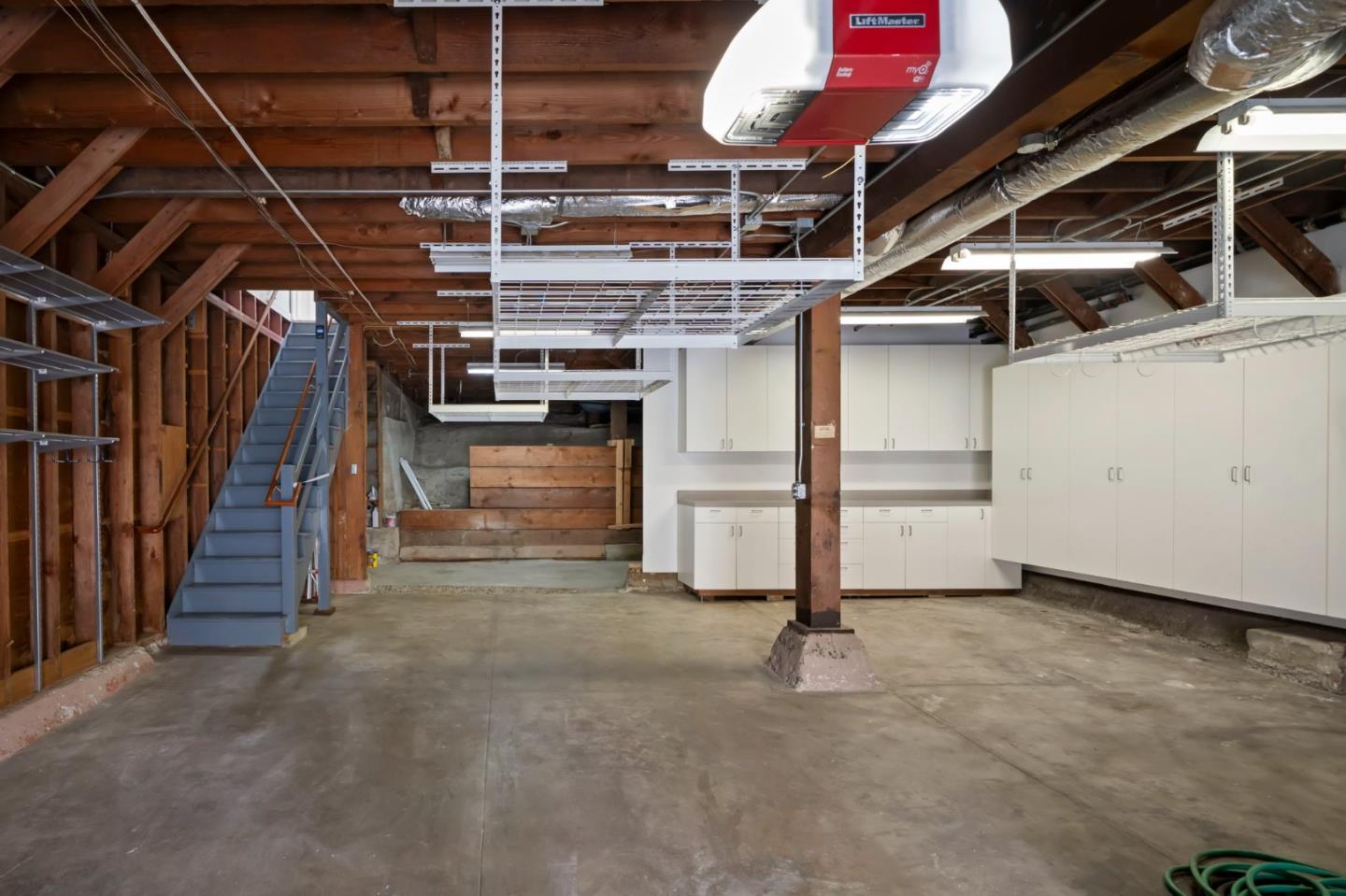 Detail Gallery Image 80 of 108 For 154 Stanyan St, San Francisco,  CA 94118 - 2 Beds | 1/1 Baths