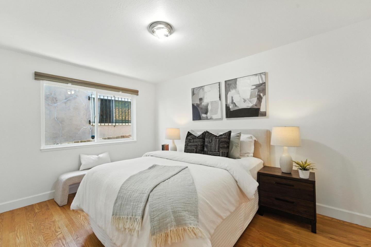 Detail Gallery Image 14 of 36 For 8730 Burr St, Oakland,  CA 94605 - 4 Beds | 3 Baths