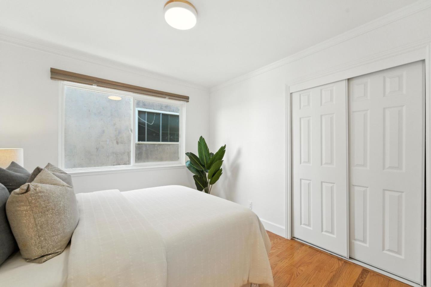 Detail Gallery Image 15 of 36 For 8730 Burr St, Oakland,  CA 94605 - 4 Beds | 3 Baths