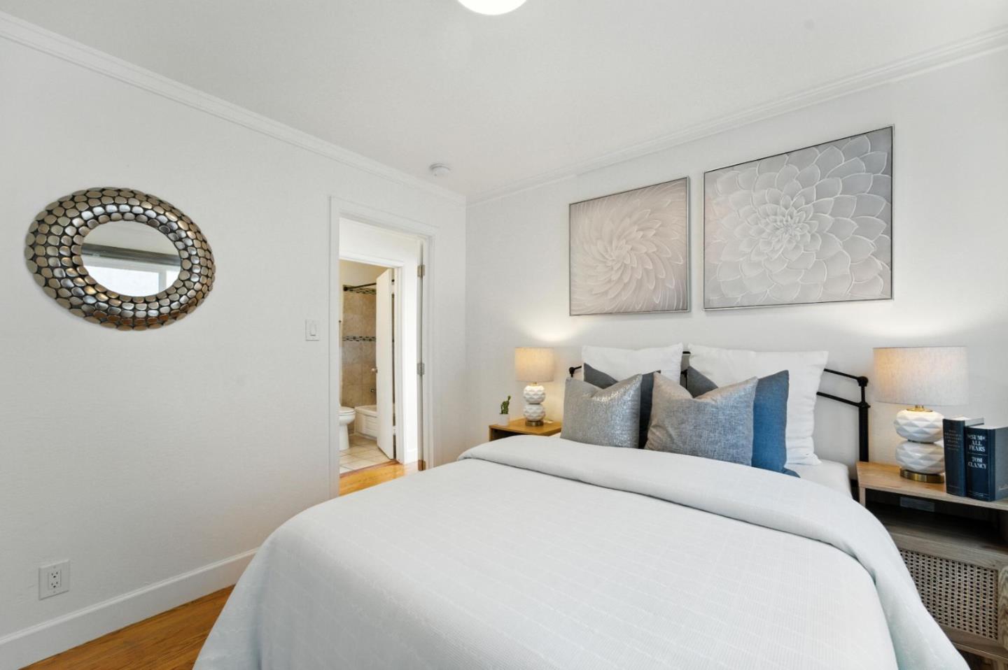 Detail Gallery Image 16 of 36 For 8730 Burr St, Oakland,  CA 94605 - 4 Beds | 3 Baths