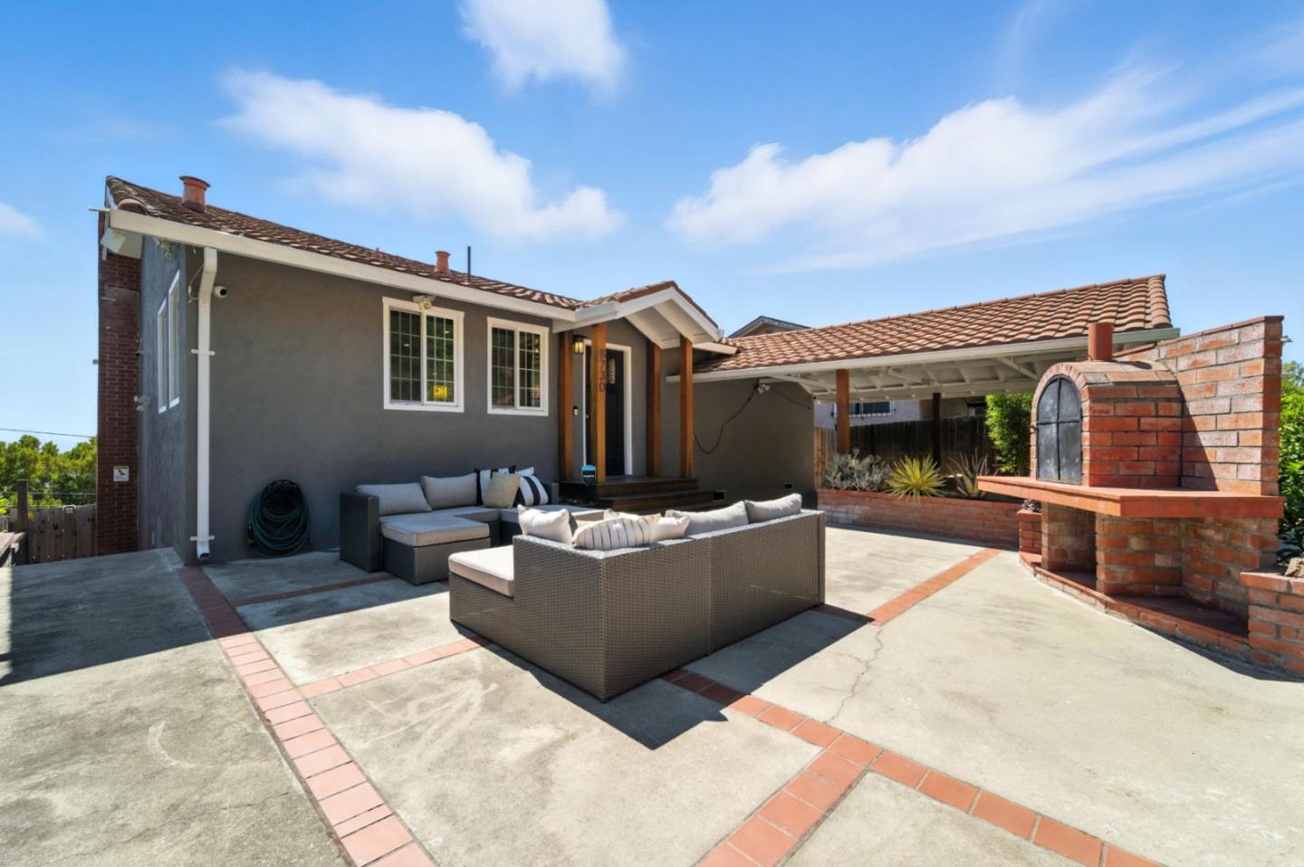 Detail Gallery Image 30 of 36 For 8730 Burr St, Oakland,  CA 94605 - 4 Beds | 3 Baths