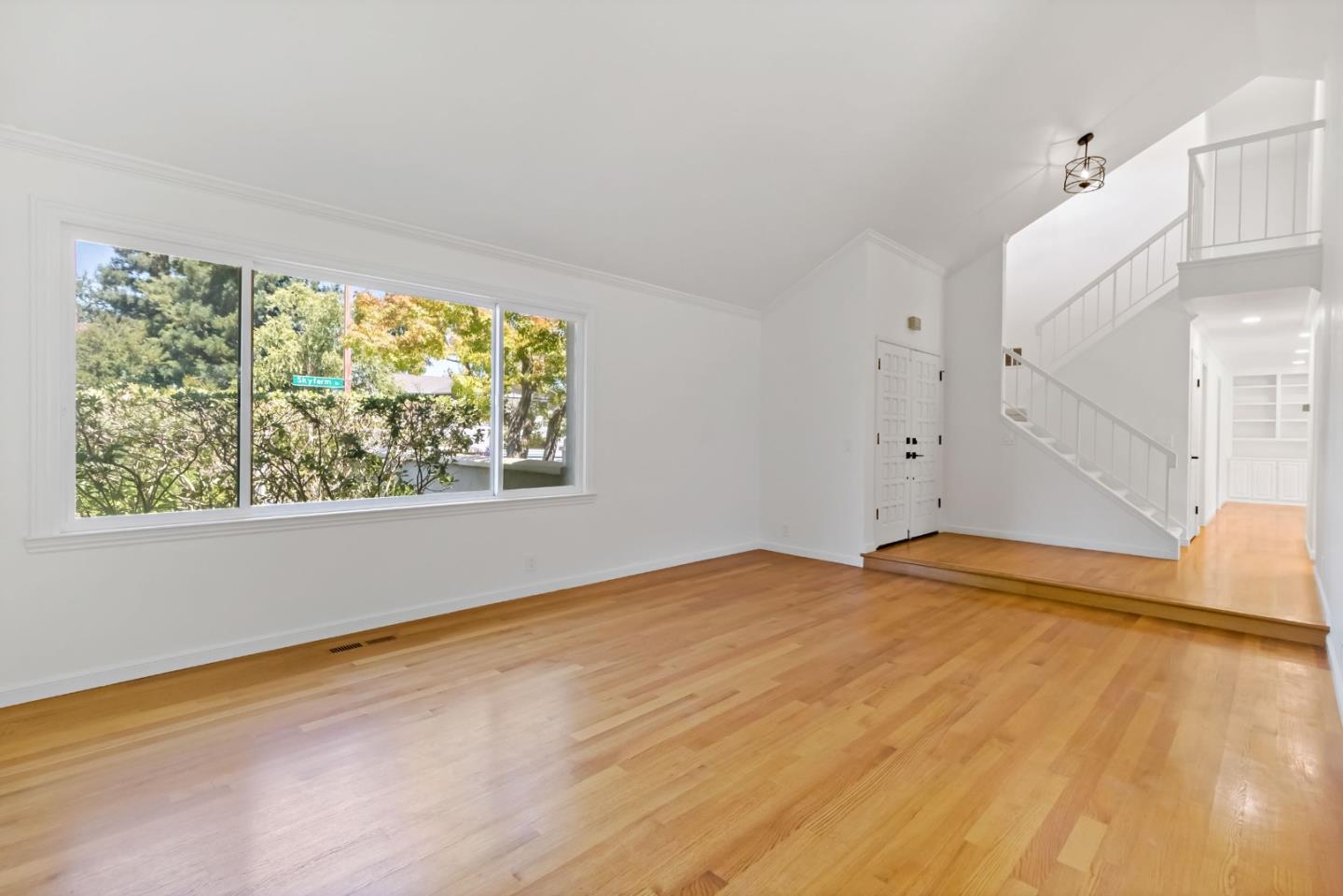 Detail Gallery Image 15 of 78 For 6561 Skyfarm Dr, San Jose,  CA 95120 - 4 Beds | 2/1 Baths