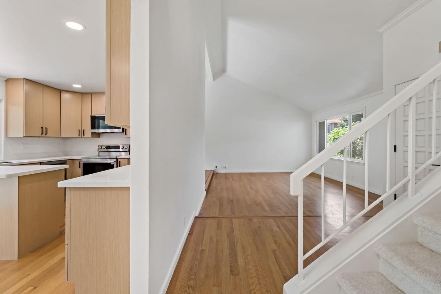 Detail Gallery Image 19 of 78 For 6561 Skyfarm Dr, San Jose,  CA 95120 - 4 Beds | 2/1 Baths