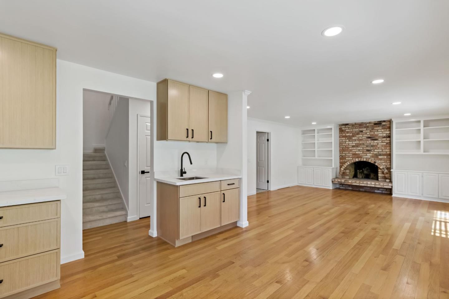 Detail Gallery Image 32 of 78 For 6561 Skyfarm Dr, San Jose,  CA 95120 - 4 Beds | 2/1 Baths