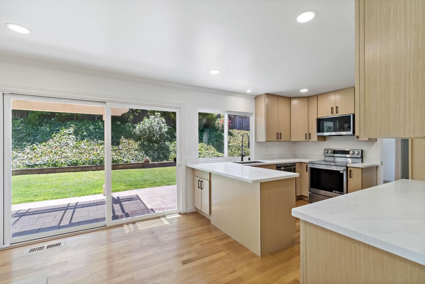 Detail Gallery Image 38 of 78 For 6561 Skyfarm Dr, San Jose,  CA 95120 - 4 Beds | 2/1 Baths