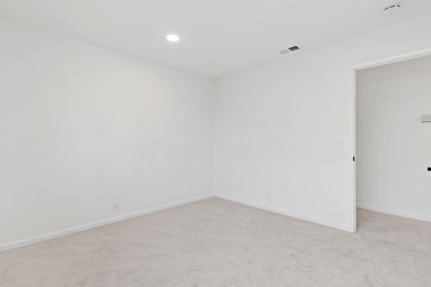 Detail Gallery Image 63 of 78 For 6561 Skyfarm Dr, San Jose,  CA 95120 - 4 Beds | 2/1 Baths