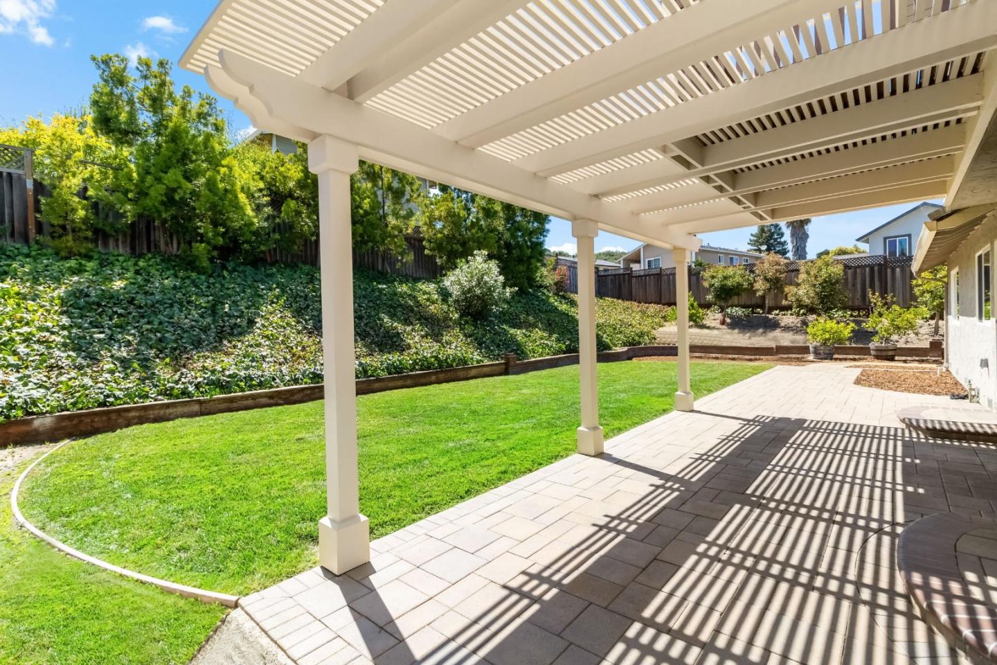 Detail Gallery Image 7 of 78 For 6561 Skyfarm Dr, San Jose,  CA 95120 - 4 Beds | 2/1 Baths