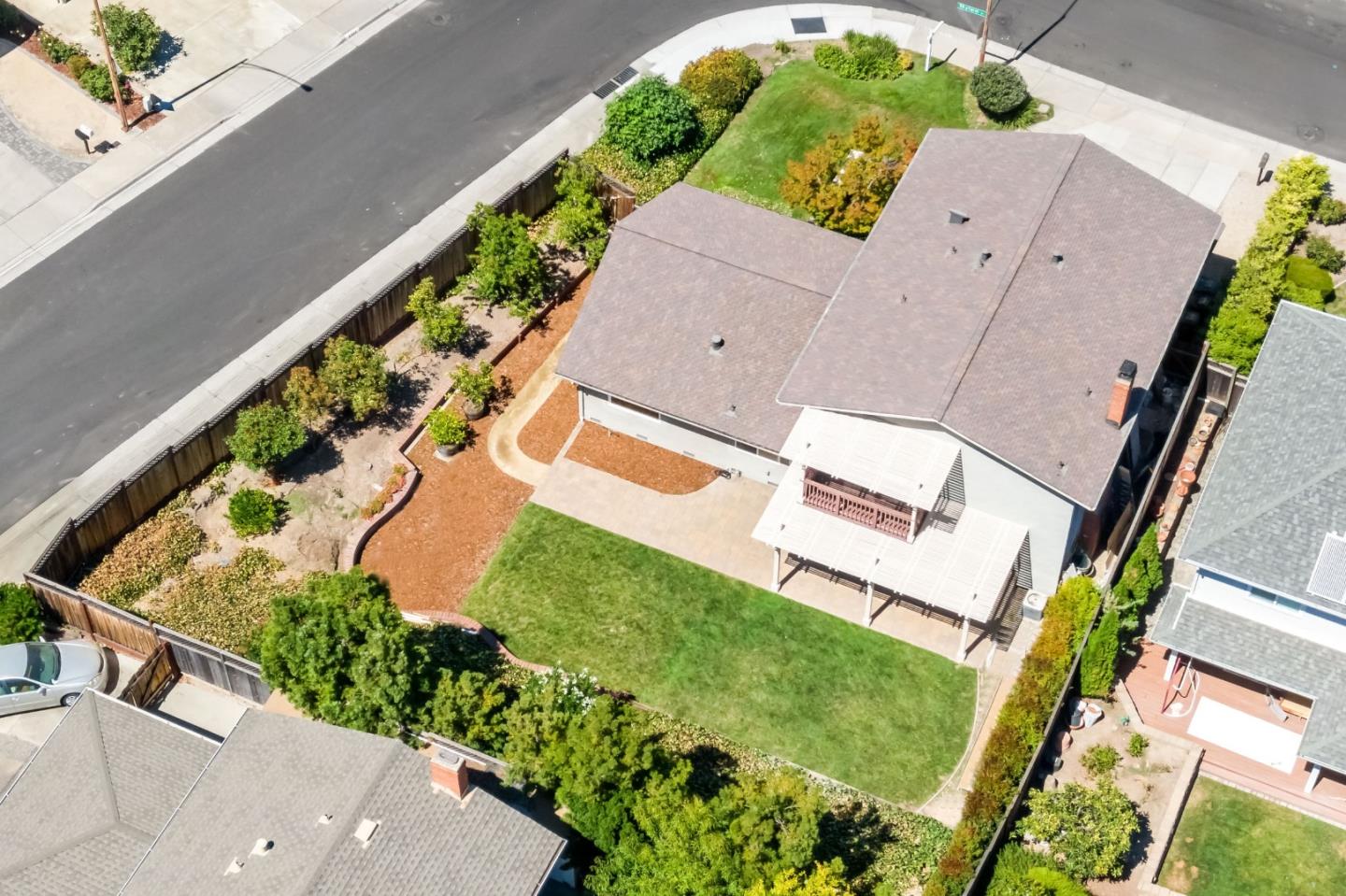 Detail Gallery Image 71 of 78 For 6561 Skyfarm Dr, San Jose,  CA 95120 - 4 Beds | 2/1 Baths