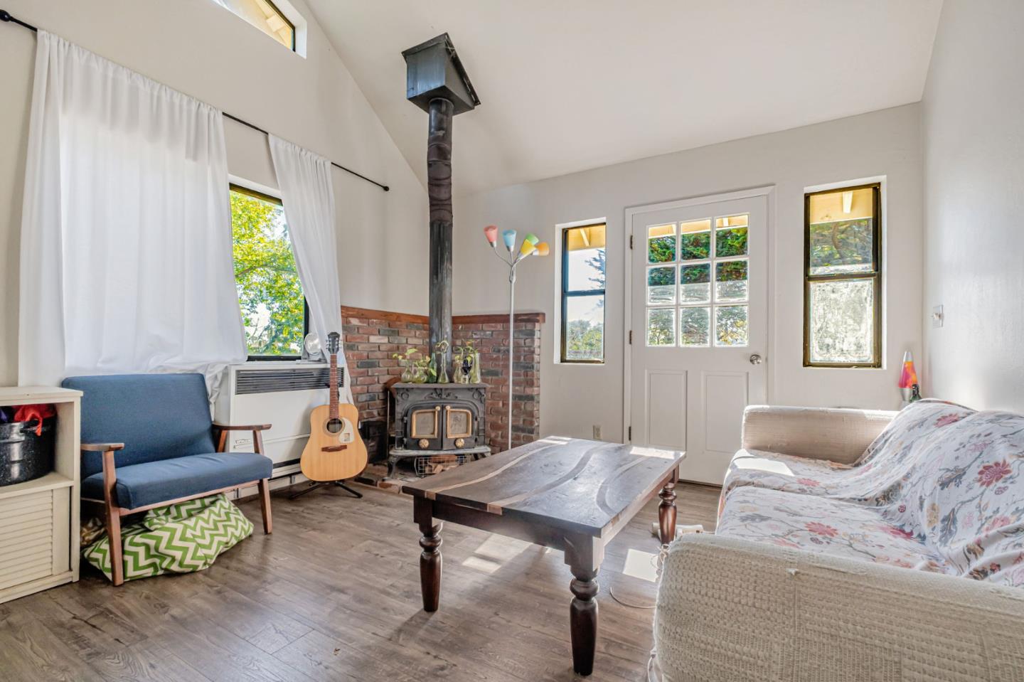 Detail Gallery Image 24 of 29 For 222 Highview Dr, Santa Cruz,  CA 95060 - 2 Beds | 1 Baths