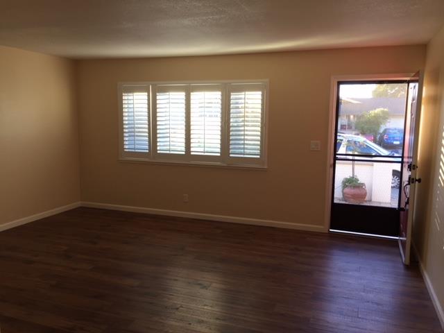 Detail Gallery Image 7 of 11 For 191 Higdon Ave #2,  Mountain View,  CA 94041 - 1 Beds | 1 Baths