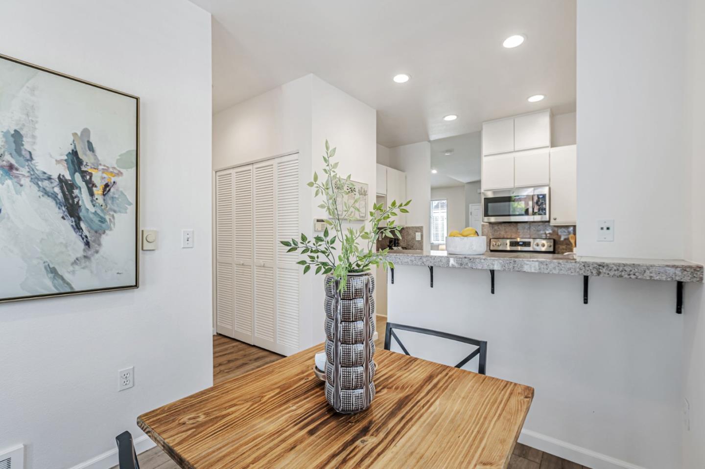 Detail Gallery Image 17 of 45 For 55 Carnegie Sq, San Jose,  CA 95116 - 3 Beds | 2/1 Baths