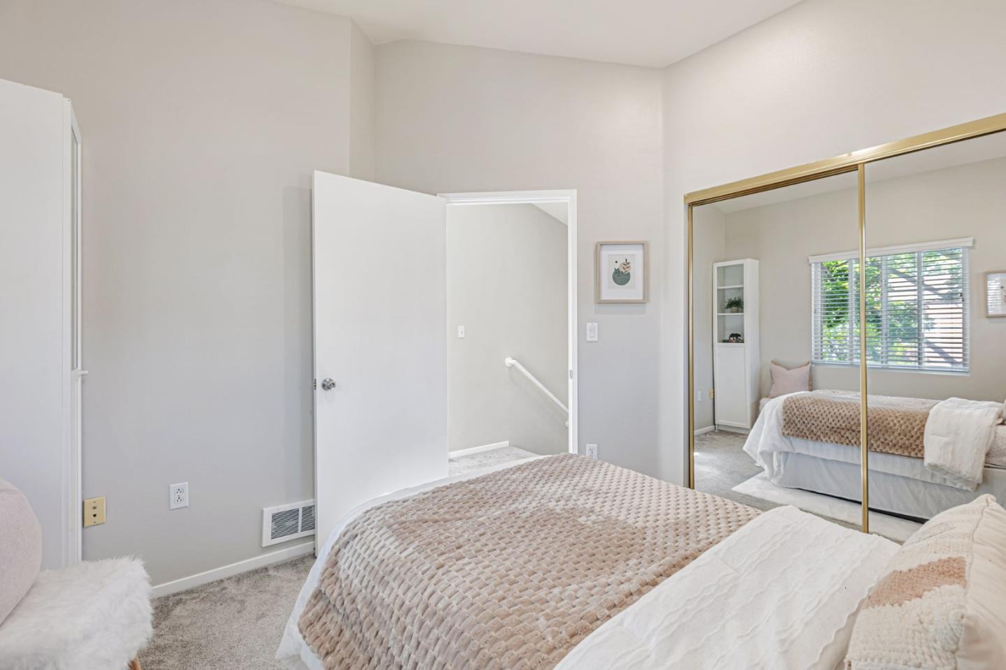 Detail Gallery Image 23 of 45 For 55 Carnegie Sq, San Jose,  CA 95116 - 3 Beds | 2/1 Baths