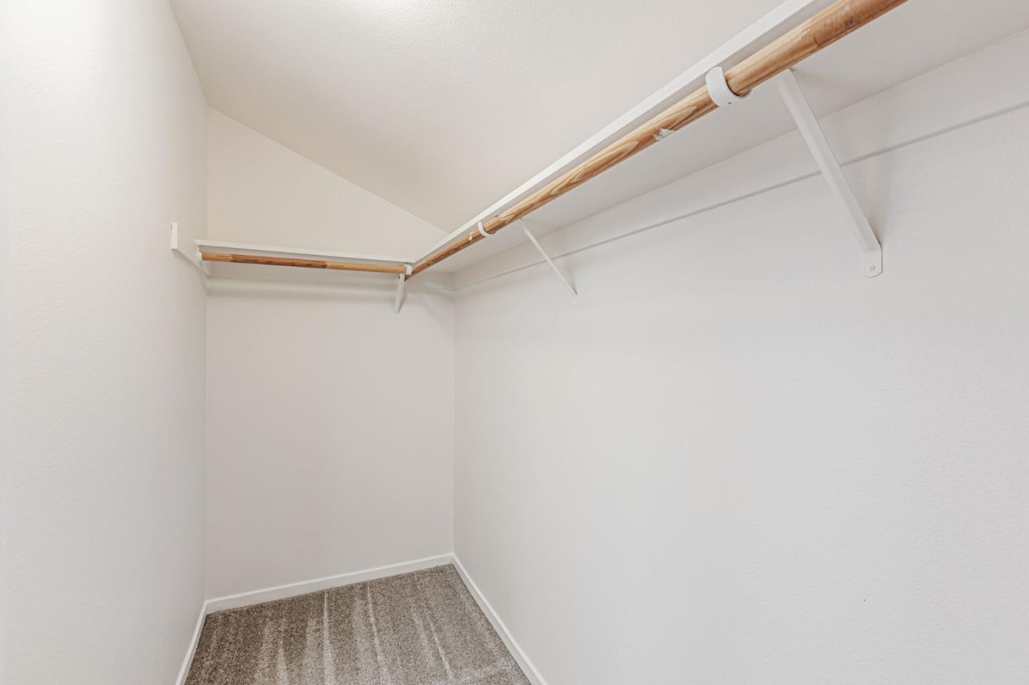 Detail Gallery Image 31 of 45 For 55 Carnegie Sq, San Jose,  CA 95116 - 3 Beds | 2/1 Baths