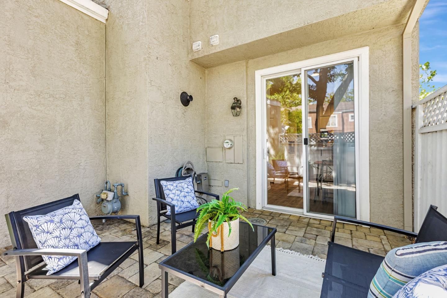 Detail Gallery Image 40 of 45 For 55 Carnegie Sq, San Jose,  CA 95116 - 3 Beds | 2/1 Baths