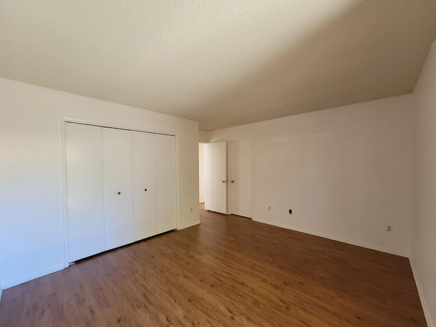 Detail Gallery Image 10 of 18 For 141 Peach Ter, Santa Cruz,  CA 95060 - 2 Beds | 1 Baths
