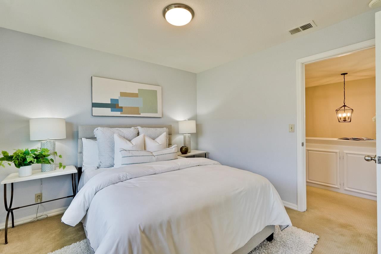 Detail Gallery Image 31 of 60 For 7859 Creekline Dr, Cupertino,  CA 95014 - 4 Beds | 2/1 Baths