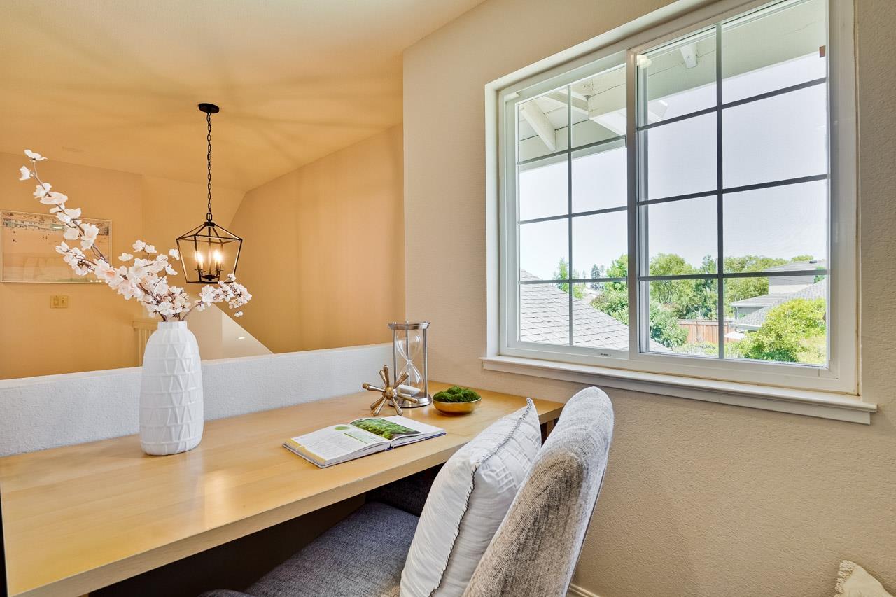 Detail Gallery Image 39 of 60 For 7859 Creekline Dr, Cupertino,  CA 95014 - 4 Beds | 2/1 Baths