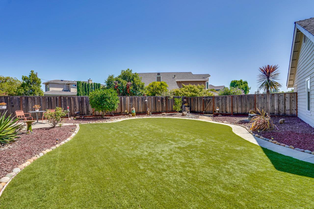 Detail Gallery Image 53 of 60 For 7859 Creekline Dr, Cupertino,  CA 95014 - 4 Beds | 2/1 Baths