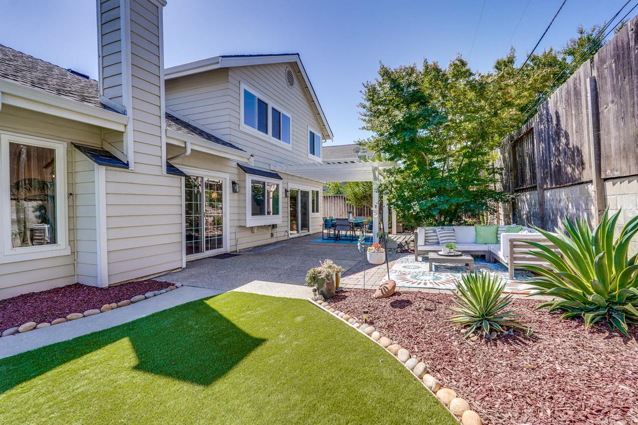 Detail Gallery Image 54 of 60 For 7859 Creekline Dr, Cupertino,  CA 95014 - 4 Beds | 2/1 Baths