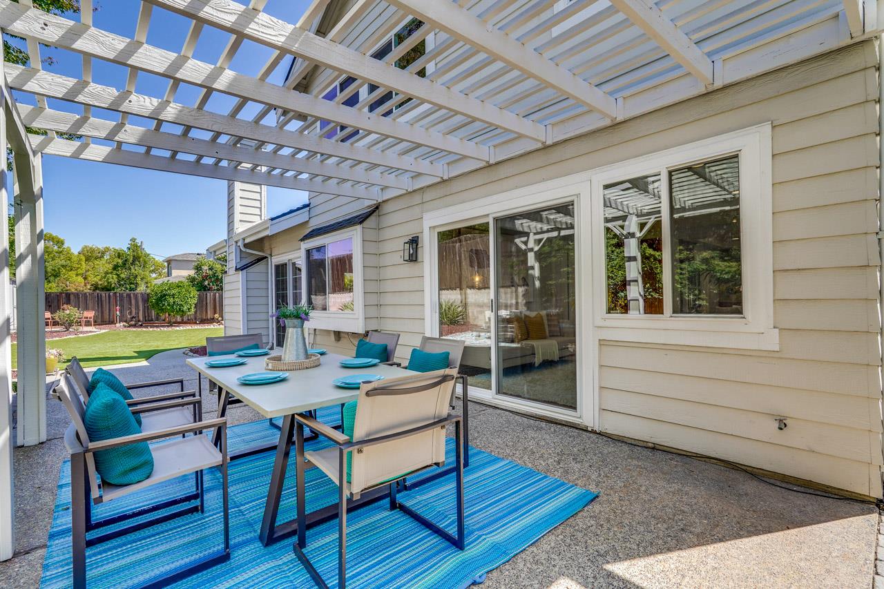 Detail Gallery Image 56 of 60 For 7859 Creekline Dr, Cupertino,  CA 95014 - 4 Beds | 2/1 Baths