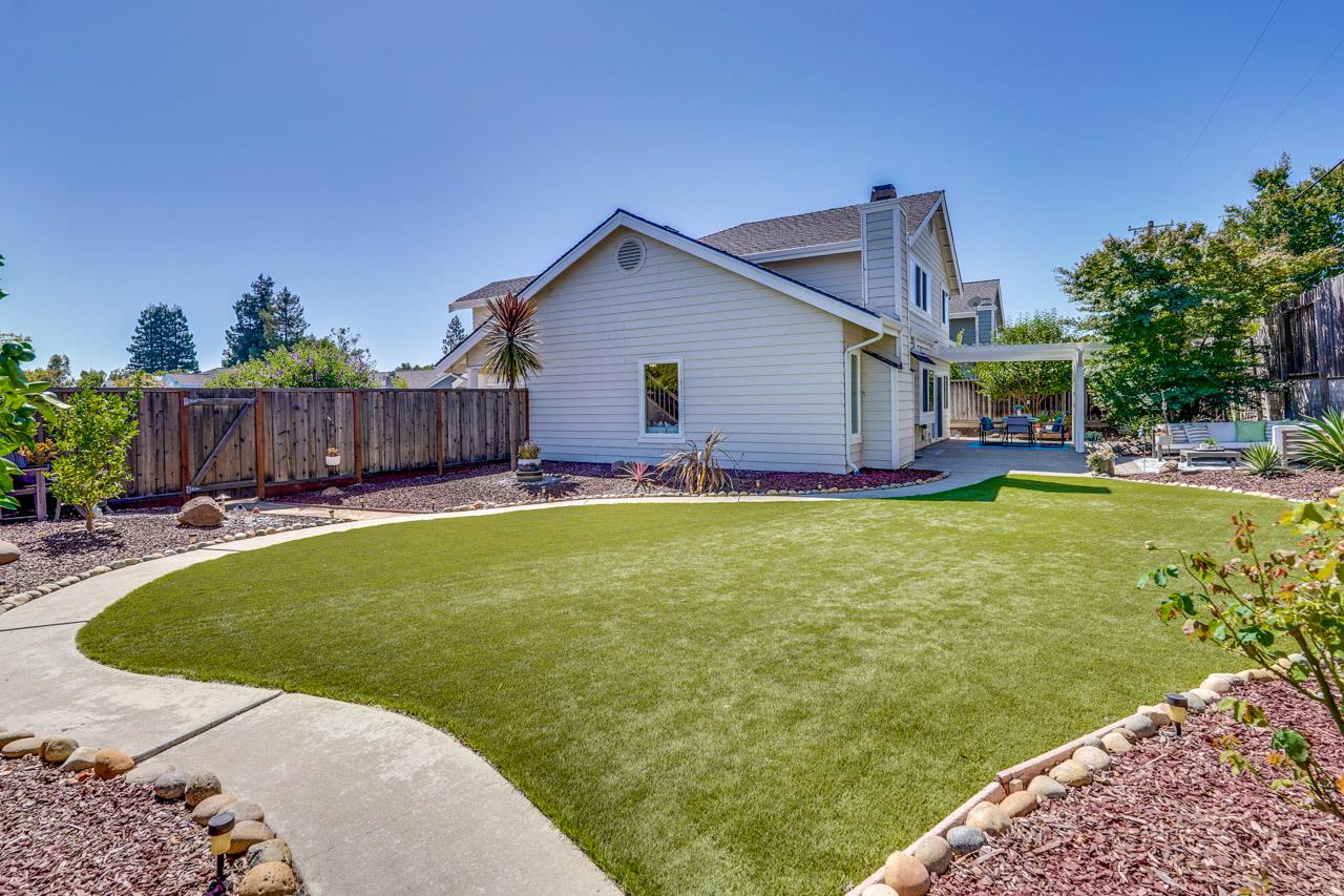 Detail Gallery Image 57 of 60 For 7859 Creekline Dr, Cupertino,  CA 95014 - 4 Beds | 2/1 Baths