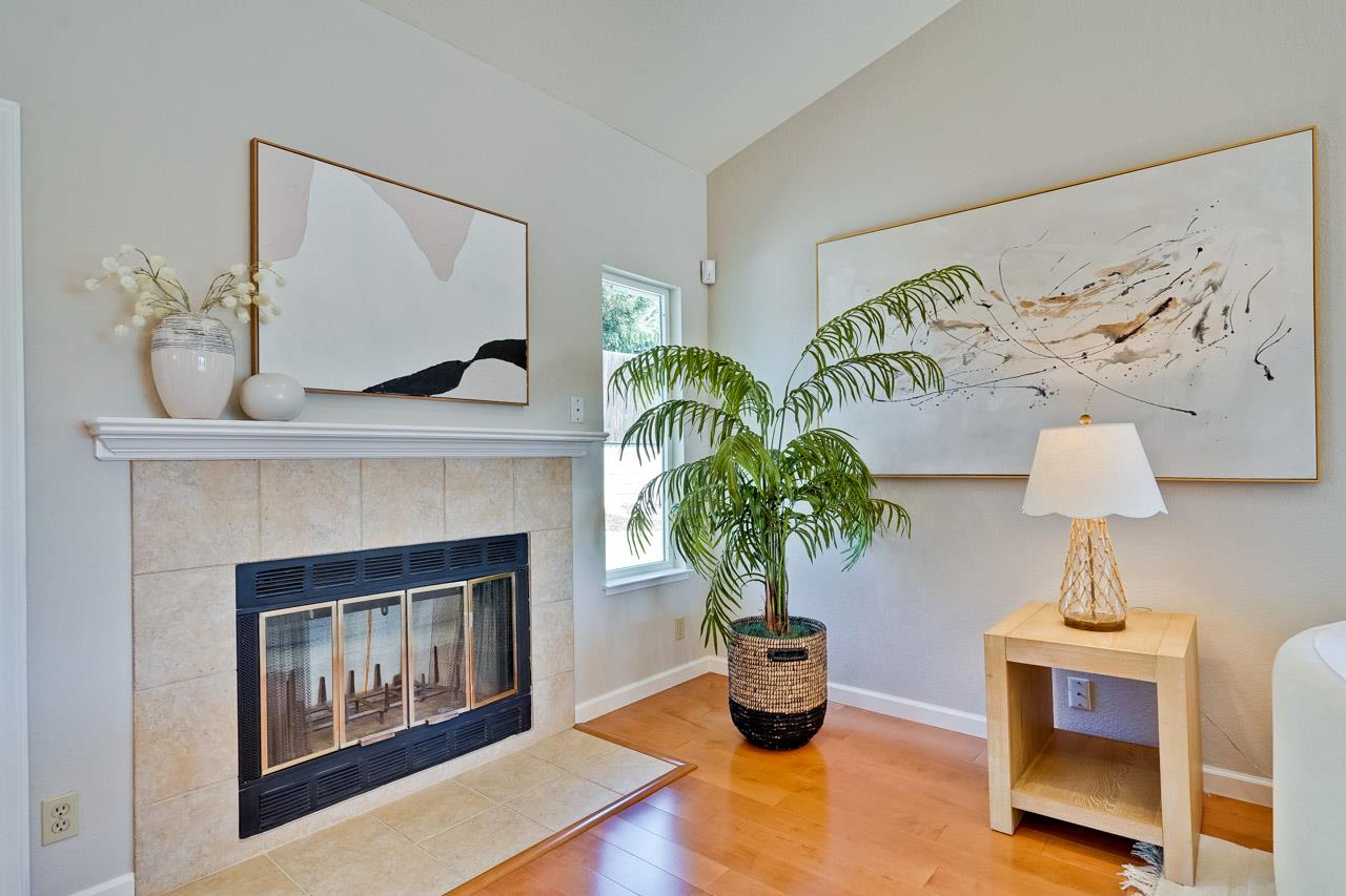 Detail Gallery Image 7 of 60 For 7859 Creekline Dr, Cupertino,  CA 95014 - 4 Beds | 2/1 Baths