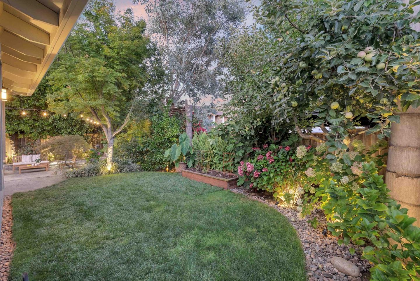 Detail Gallery Image 51 of 71 For 543 Toft St, Mountain View,  CA 94041 - 3 Beds | 2 Baths