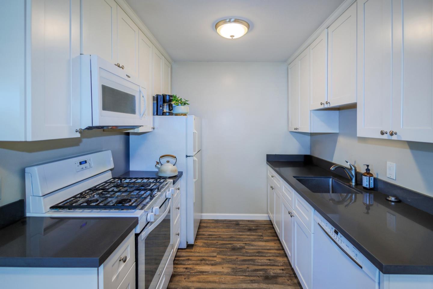 Detail Gallery Image 20 of 43 For 94 E 39th Ave, San Mateo,  CA 94403 - – Beds | – Baths