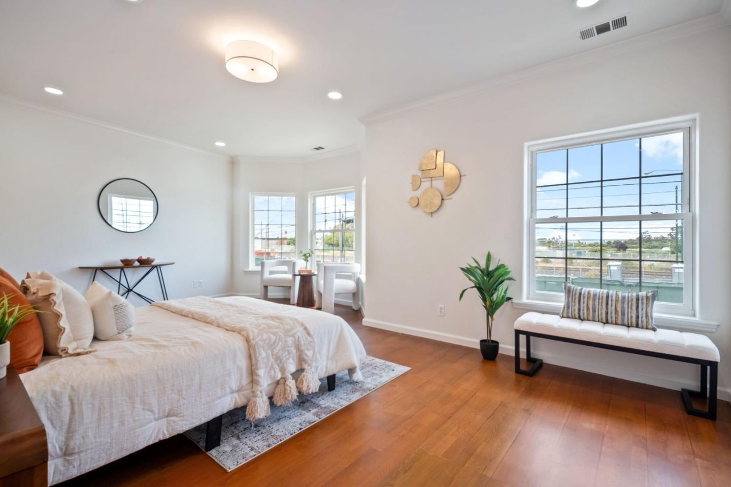 Detail Gallery Image 13 of 38 For 381 Huntington Ave, San Bruno,  CA 94066 - 5 Beds | 4 Baths